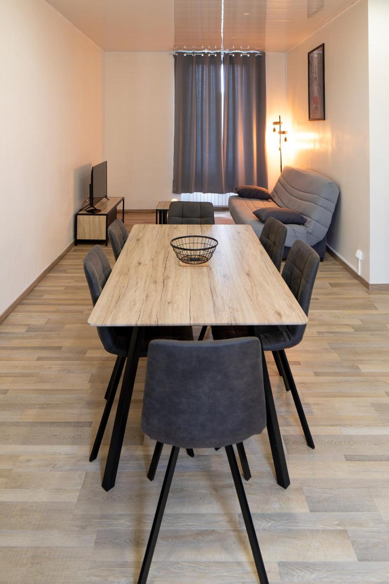 Appart Chez Gegene Montargis Bagian luar foto