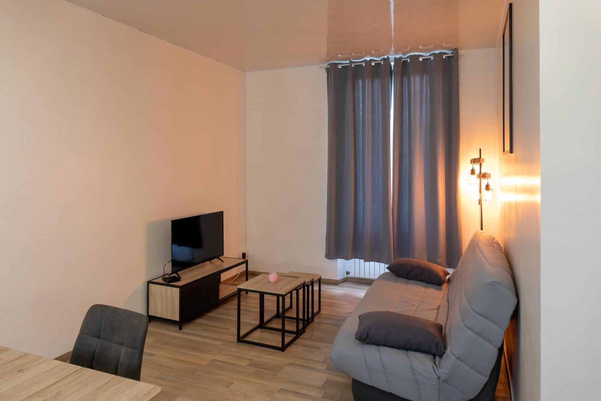 Appart Chez Gegene Montargis Bagian luar foto